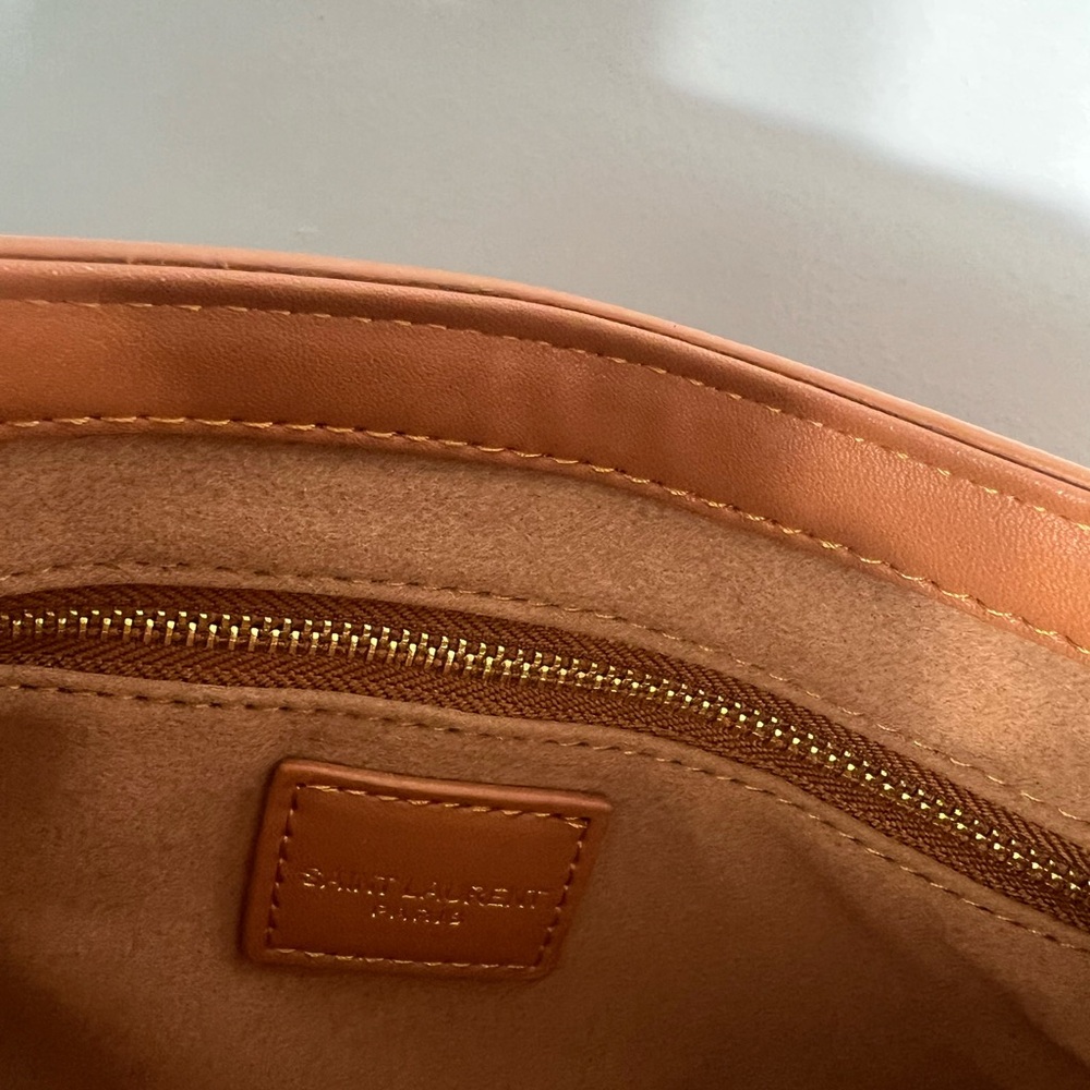 Bag - Picture 4 of 5